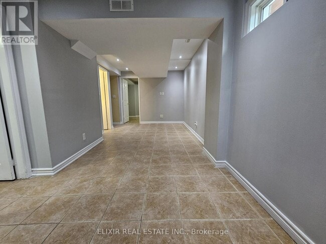 Photo - 4 Lonestar Crescent