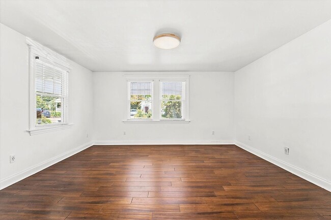 Photo - Available Now – Move-In Ready Paoli Gem With Updated Finishes, Loft Space & Parking