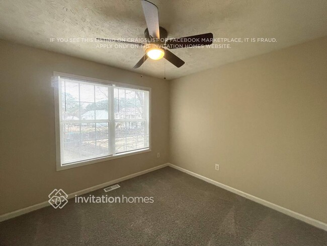 Photo - 14 Mill Rock Dr NW