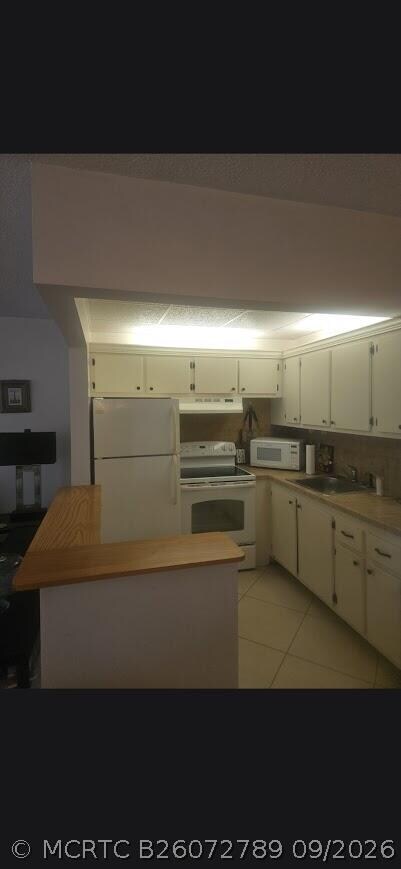 Photo - 27 Newport Ct
