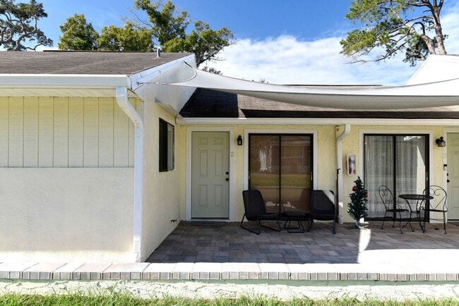 Photo - 580 Skinner Blvd Unit 580 1