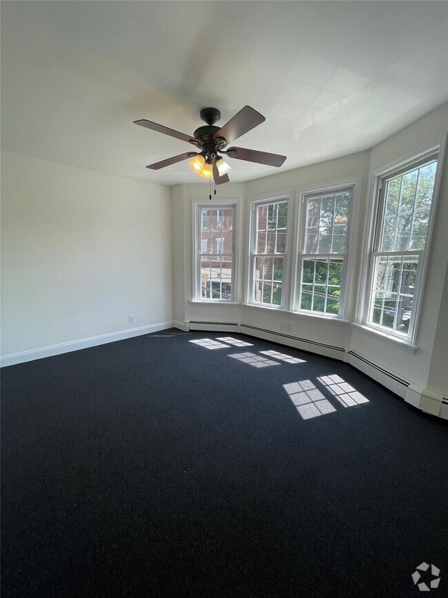 Building Photo - 2689 W Main St Rental