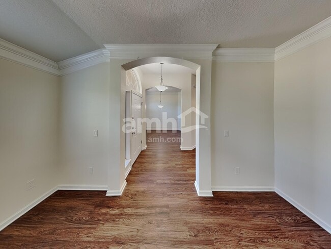 768 W Devonhurst Ln