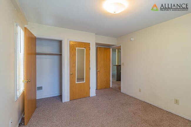 Photo - 809 Vattier Street Unit B (Back)