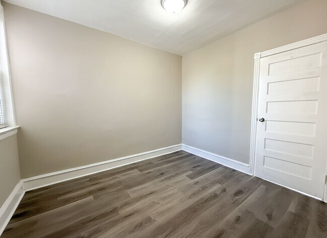 Photo - 1420 N Conestoga St