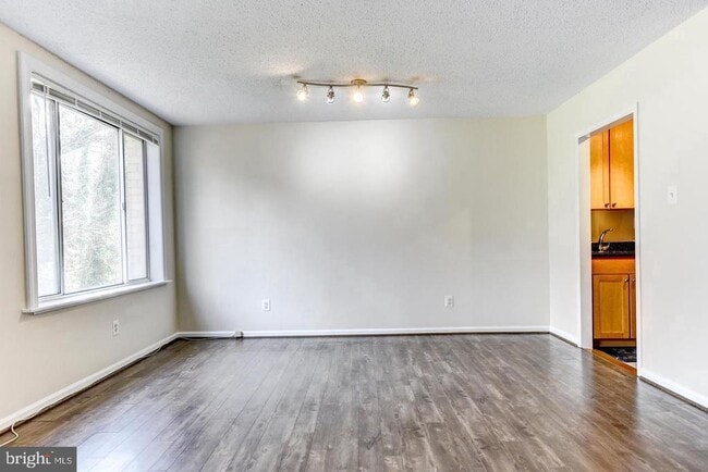 Photo - 1730 Arlington Blvd Unit 406
