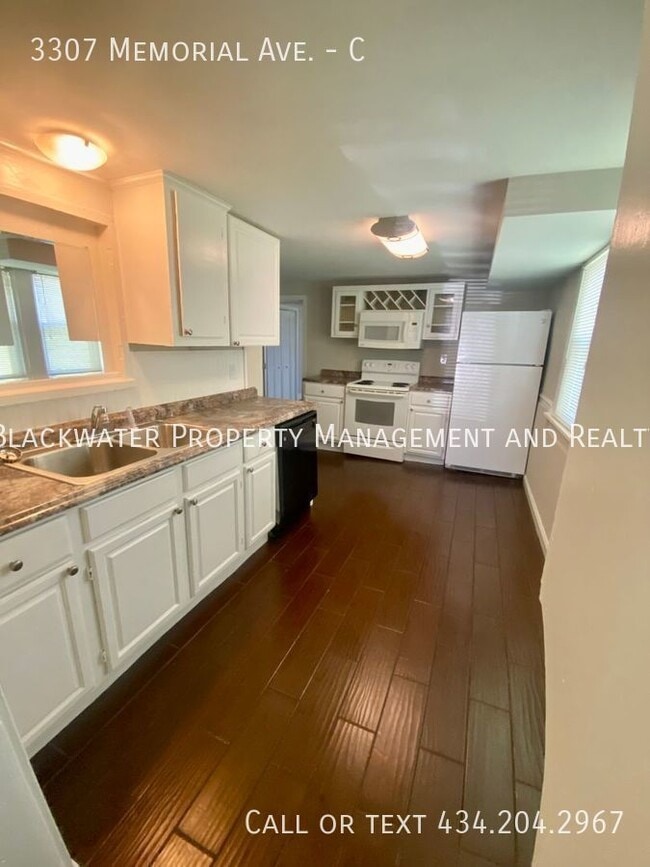 Photo - Beautiful Apartment on Memorial Avenue Unit C