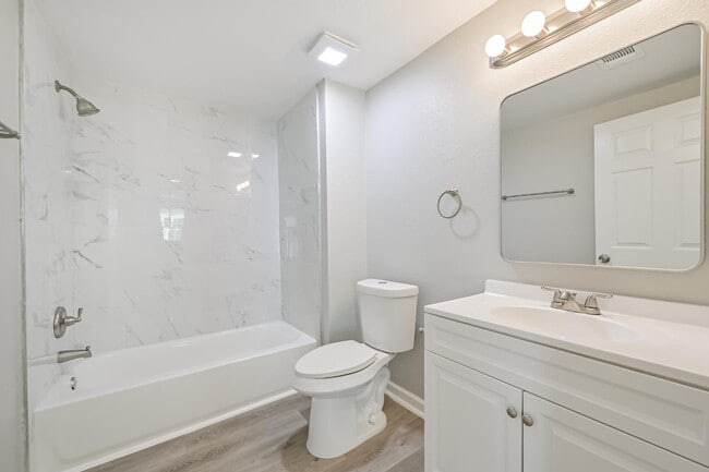 Photo - 1428 E 36th St