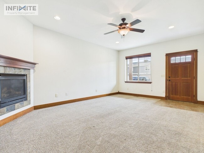 Photo - 1169 Forestglen Dr