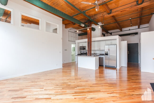 Photo - 2222 W Diversey Ave Unidad #  0306