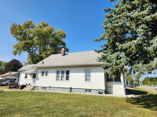 Photo - 2213 N Roosevelt Ave