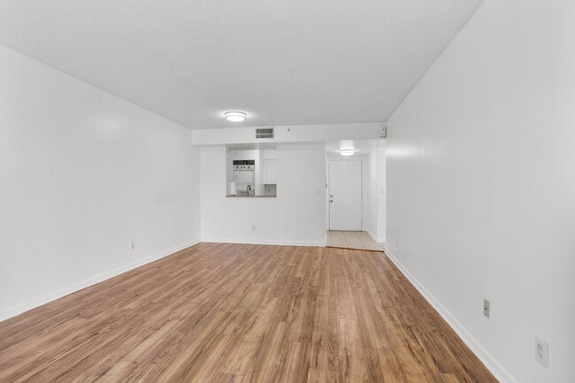 Photo - 1341 SE 3rd Ave Unit 112