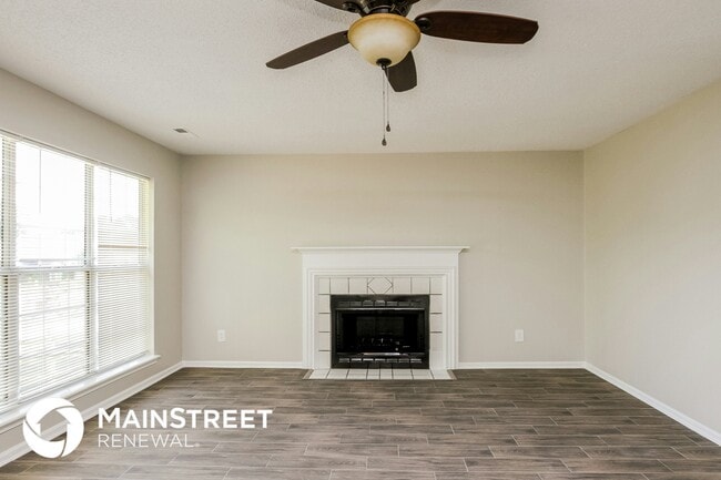 Photo - 3676 Lake Spring Ave NW