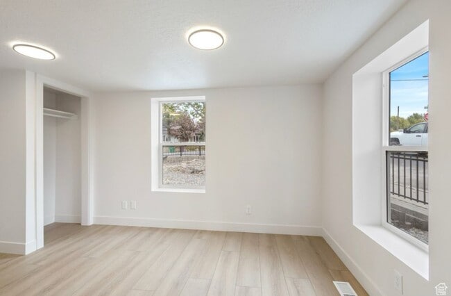 Photo - 2085 N 900 W