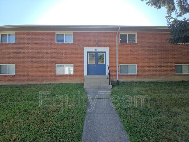 Building Photo - 204 N 10th St Unit Apt D