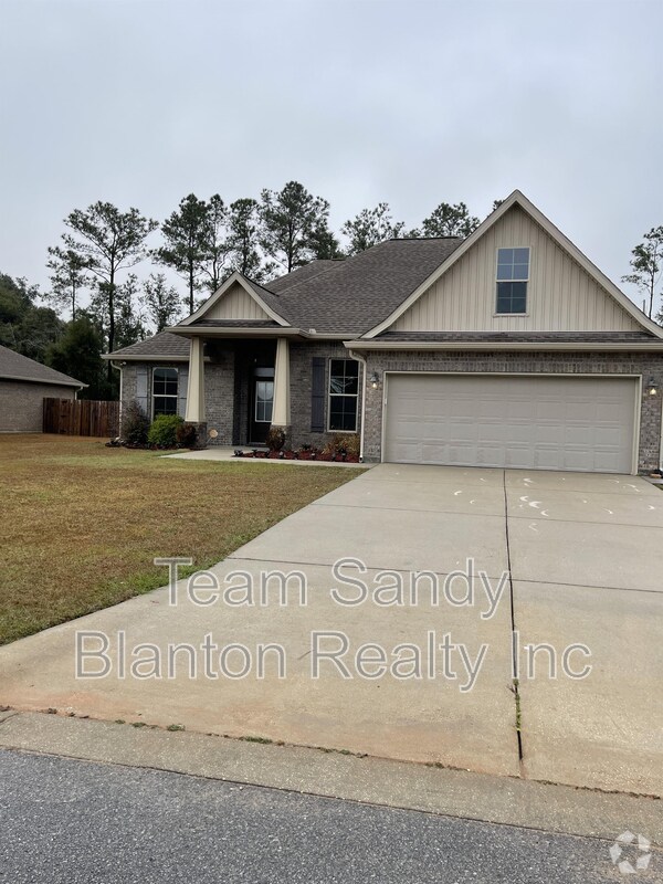 Building Photo - 4811 Spears St Rental