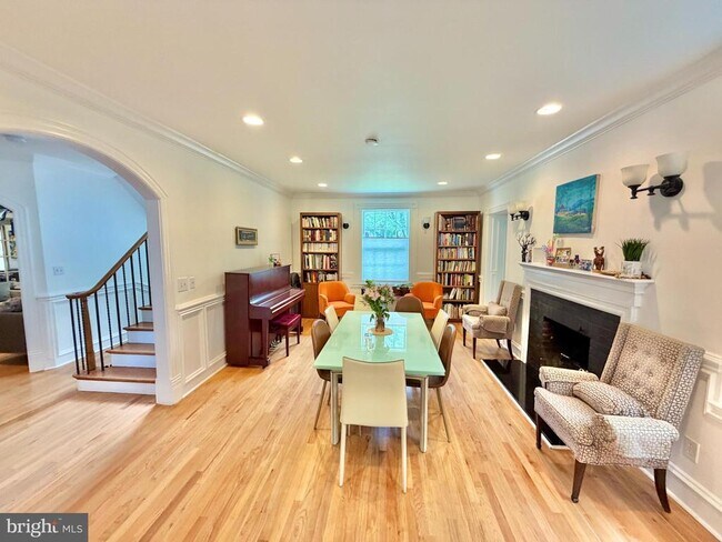 Photo - 7538 Morningside Dr NW