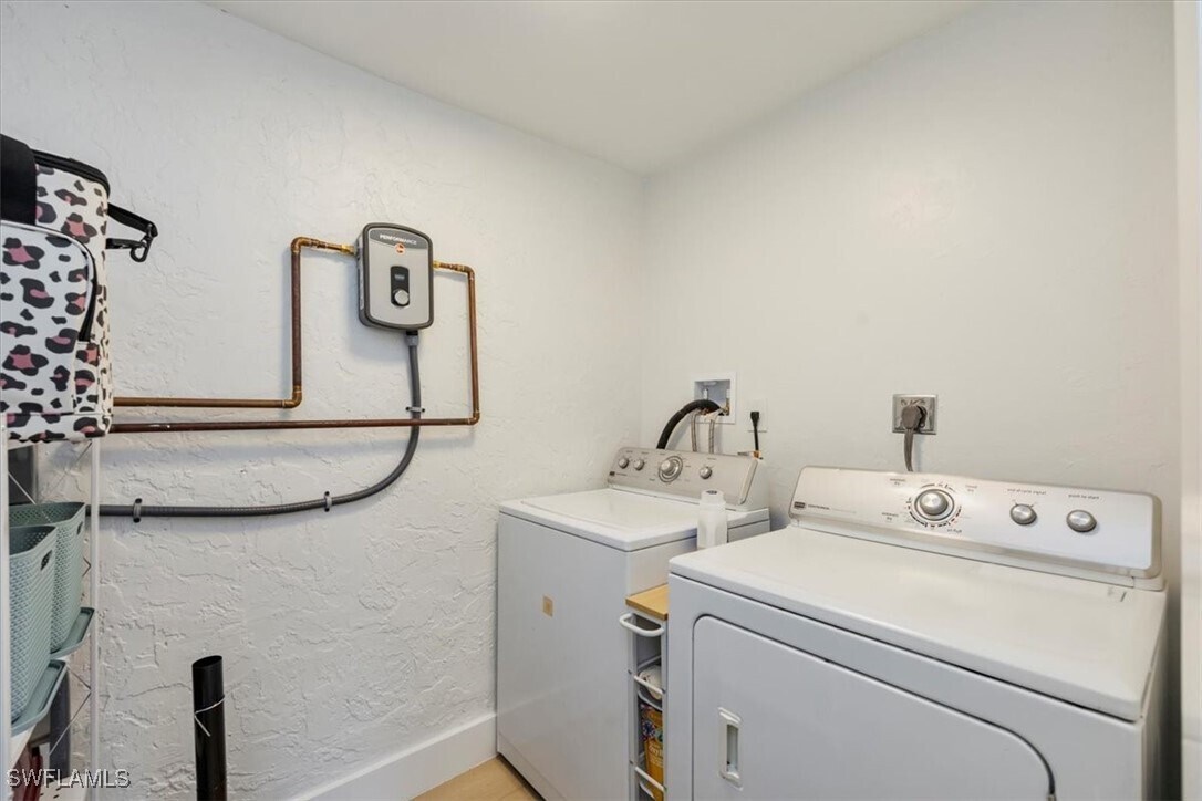 Photo - 4523 Fluvia Ave