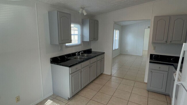 Photo - No Security Deposit option is available. J...