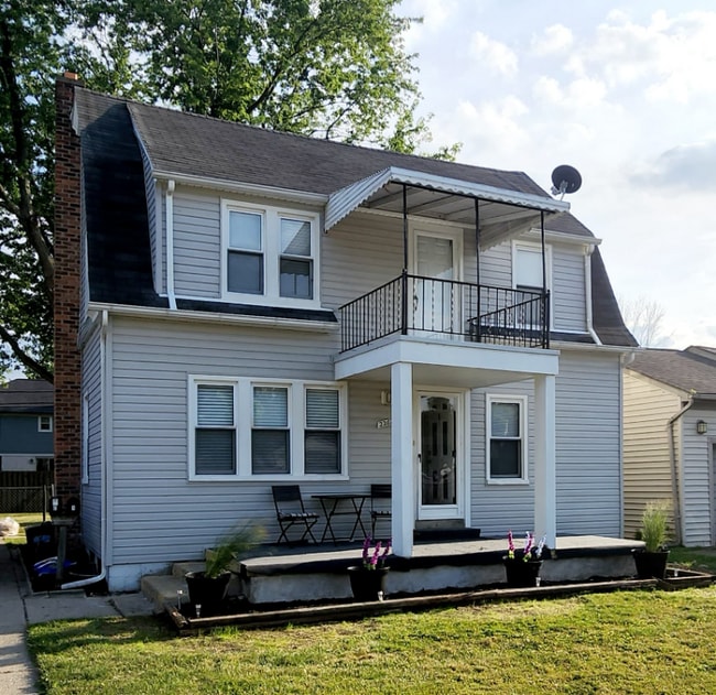 Building Photo - 22626 Stephens St Rental