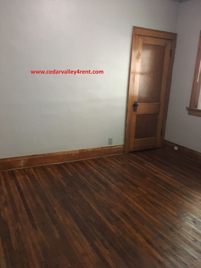 Photo - 326 Cutler St