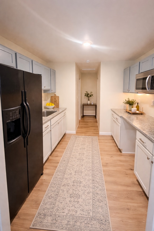 Photo - 427 Holly St NW