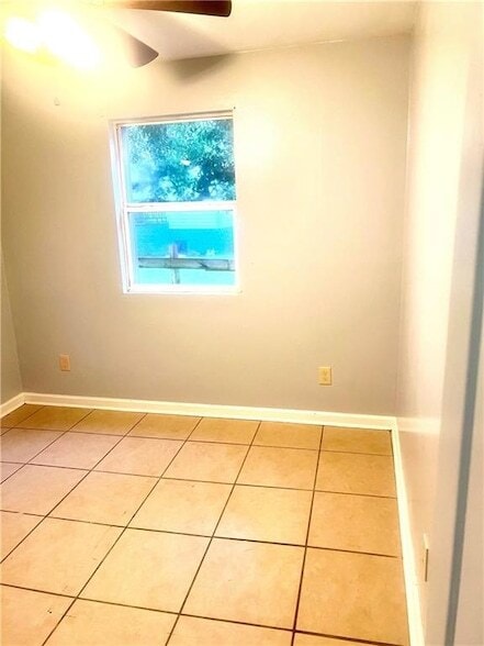 Photo - 13920 Wales St Unidad 1