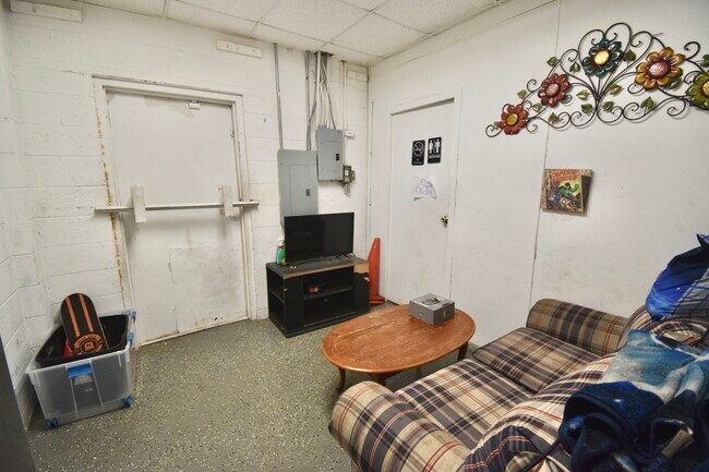 Photo - 3204 Ferndale Dr