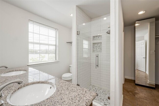 Photo - 2101 Polaris Ave Unit 8