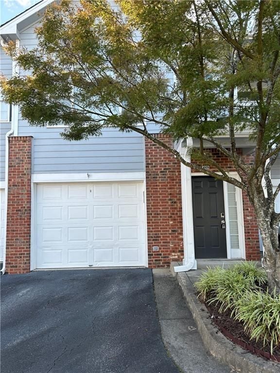 104 Vinings Forest Cir SE