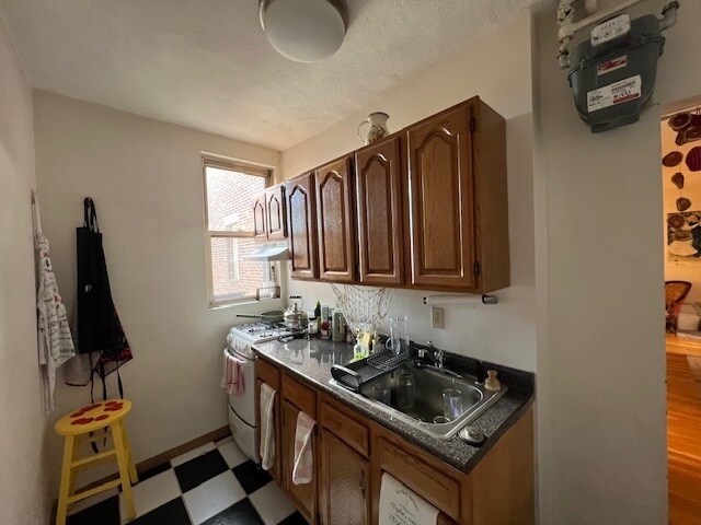 Photo - 7 Scottfield Rd Unit 3
