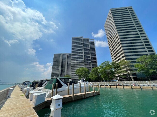 Building Photo - Riverfront Towers Rental