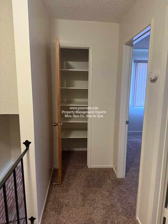 Photo - 1331 Pinetree Dr Unit 3