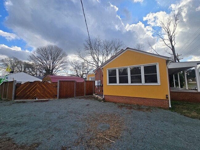 Photo - Charming Pittsboro Bungalow with Screened Porch & Fully Fenced Yard