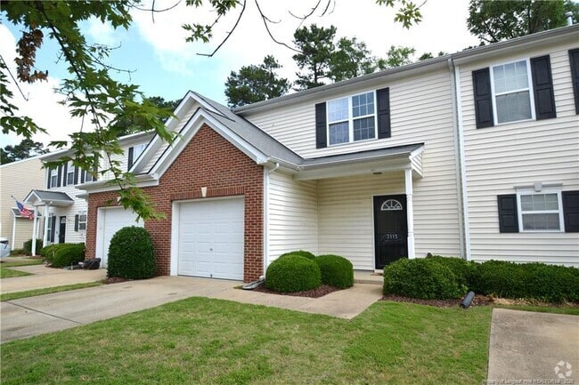 Building Photo - 3115 Manhasset Ln Rental