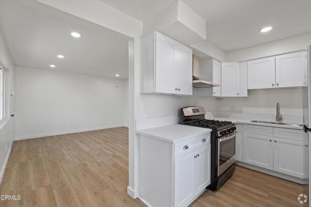 Building Photo - 624 Silver Lake Blvd Rental