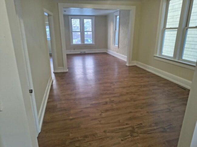 Photo - 1114 Cumming Ave