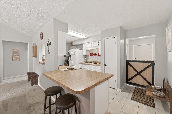 Photo - 22515 Archibald Blair Ln