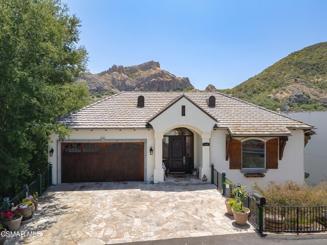 Building Photo - 2094 Trentham Rd Rental