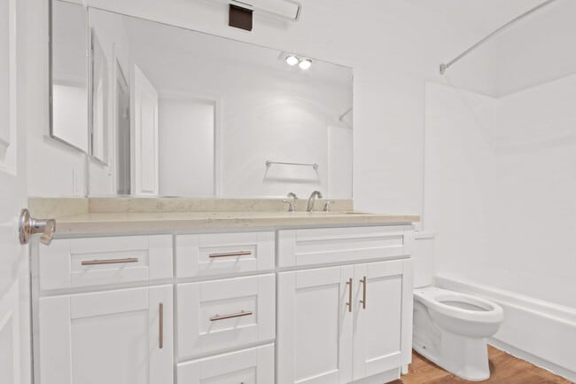 Photo - 801 2nd Street