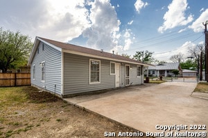 810 E Euclid Ave