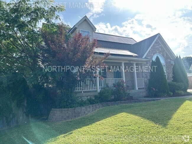 Building Photo - Welcome to 4 Bedroom and 3.5 Bath Home In ...