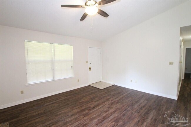 Photo - 9345 Chisholm Rd