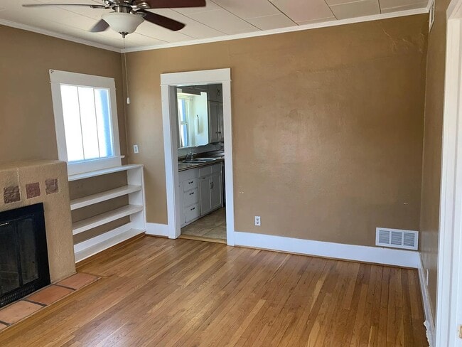 Photo - 2409 E Mabel St