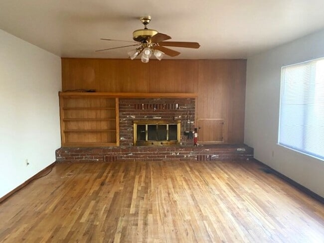 Photo - Nice Ranch Style House on 1 acre!!