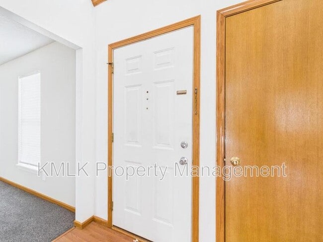 Photo - 411 Treeview Dr