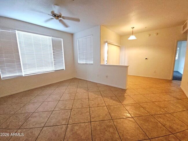 Building Photo - 1720 E Thunderbird Rd Unit 1114