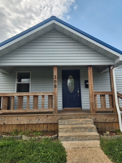 Building Photo - 308 Apple Ave
