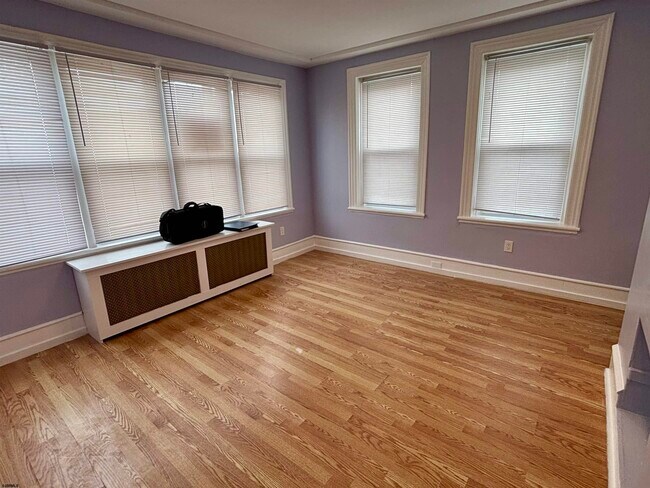 Photo - 4800 Ventnor Ave Unit 1