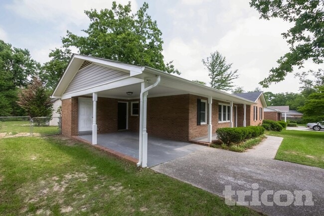 Building Photo - 3959 Notre Dame Pass